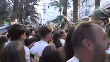 Elche se lanza a la calle para celebrar el ascenso de su equipo