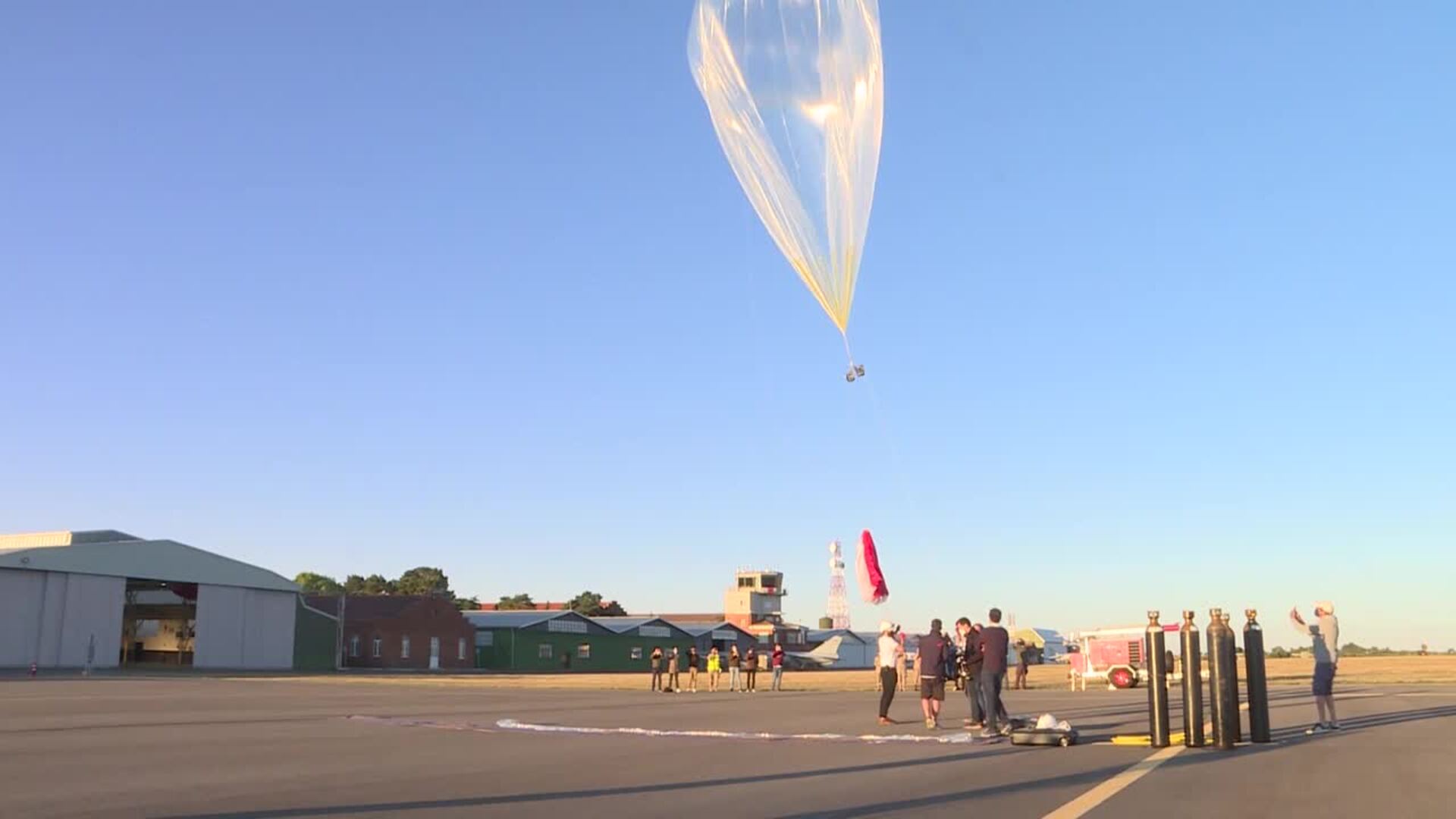 Universitarios colocan con éxito microsatélite en la estratosfera