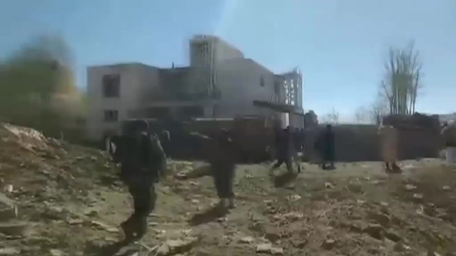 La explosión de un coche bomba en Afganistán causa al menos 12 muertos