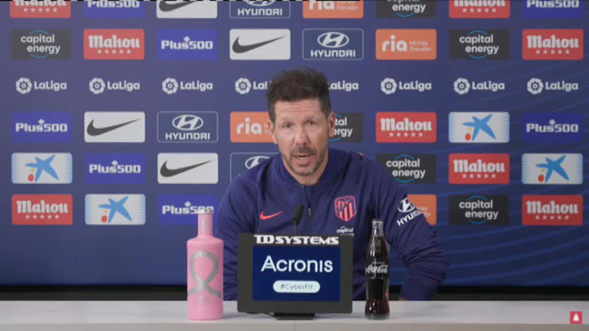 Simeone destaca la &quot;continuidad&quot; de la Real Sociedad un día antes del choque