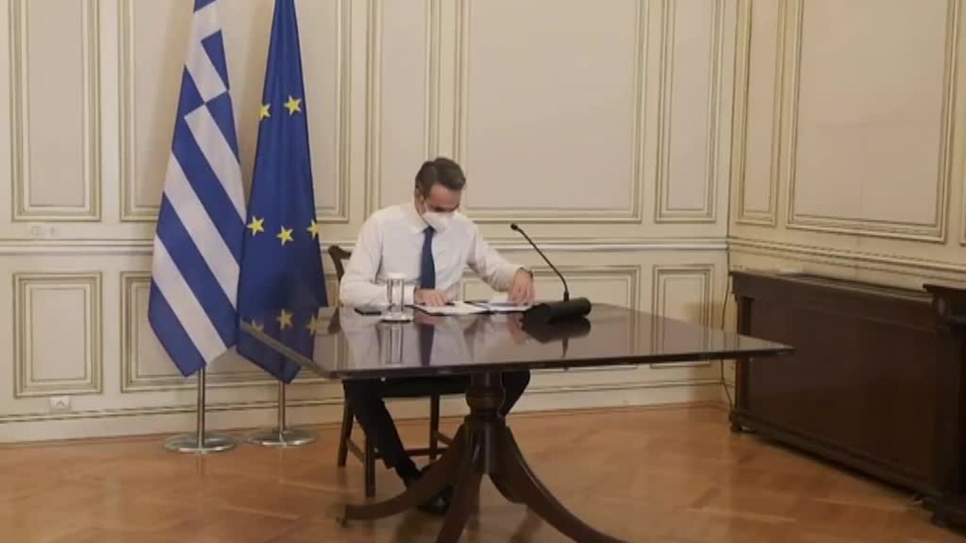 Los líderes europeos trabajan para que el &#039;pasaporte COVID&#039; esté listo para viajar en verano