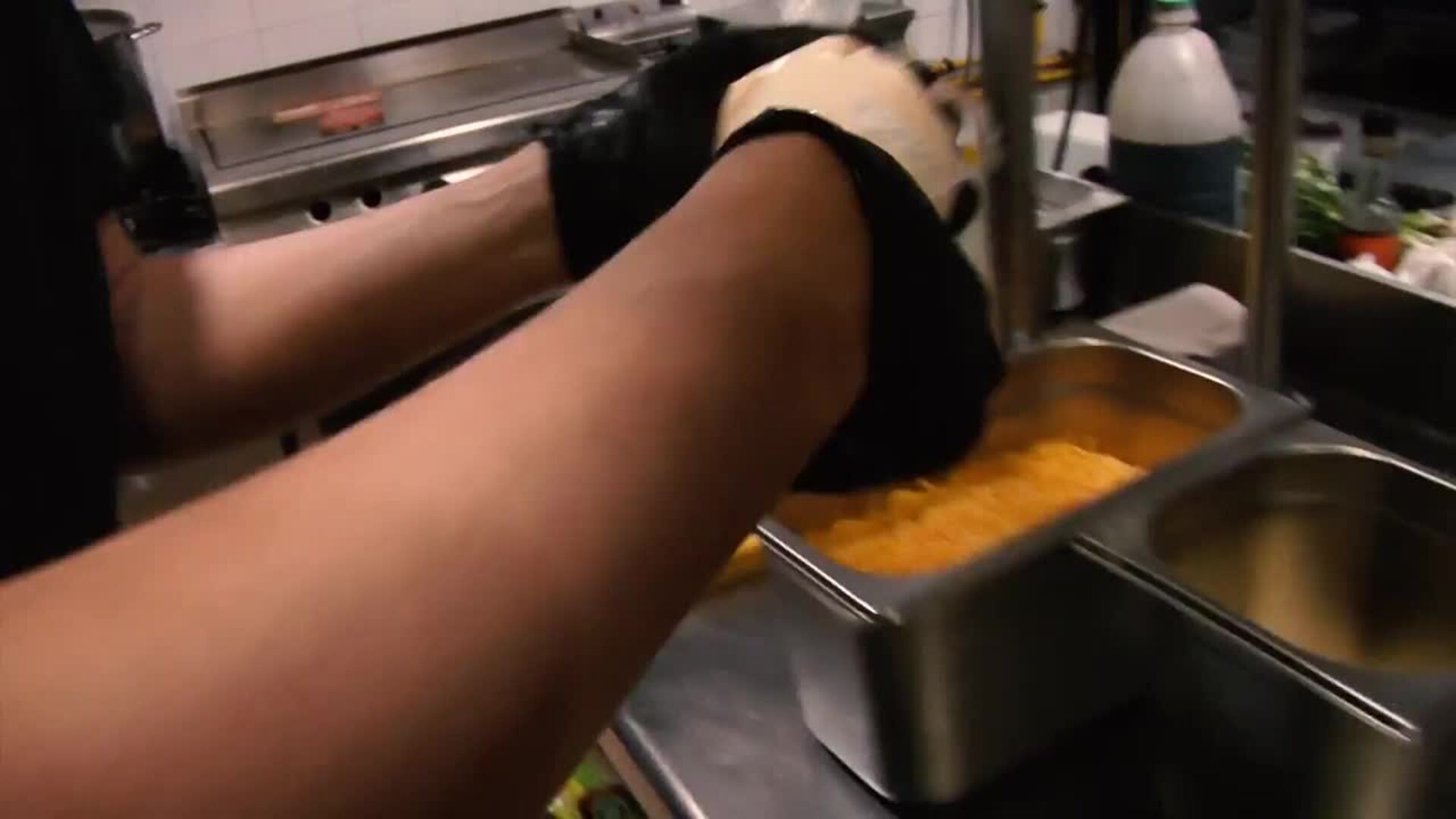 &#039;La Iguana Café&#039; de Toledo eleva la cocina exótica con hamburguesas de gran calidad