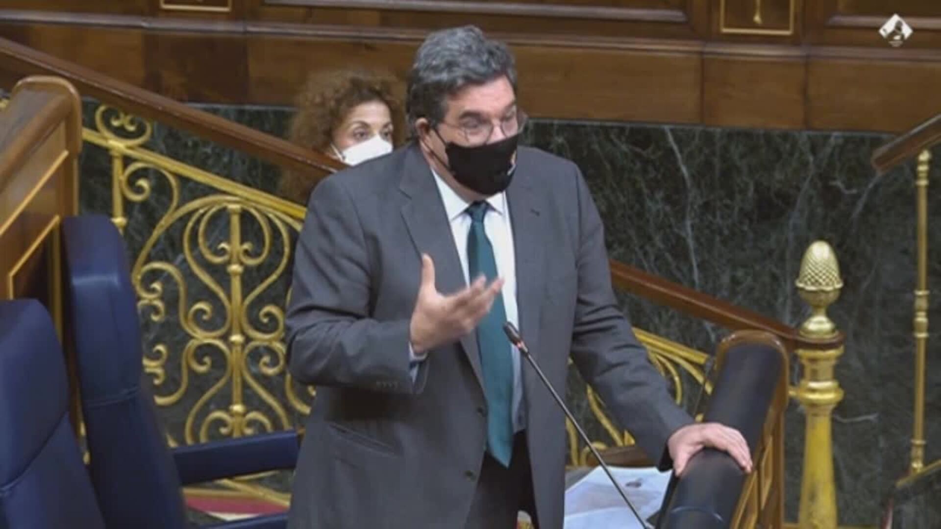 Escrivá ve &quot;atractivo&quot; el debate de la jornada laboral de 4 días