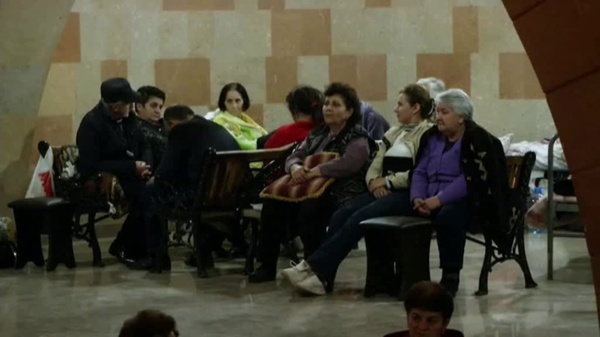 Una iglesia armenia se convierte en refugio de guerra