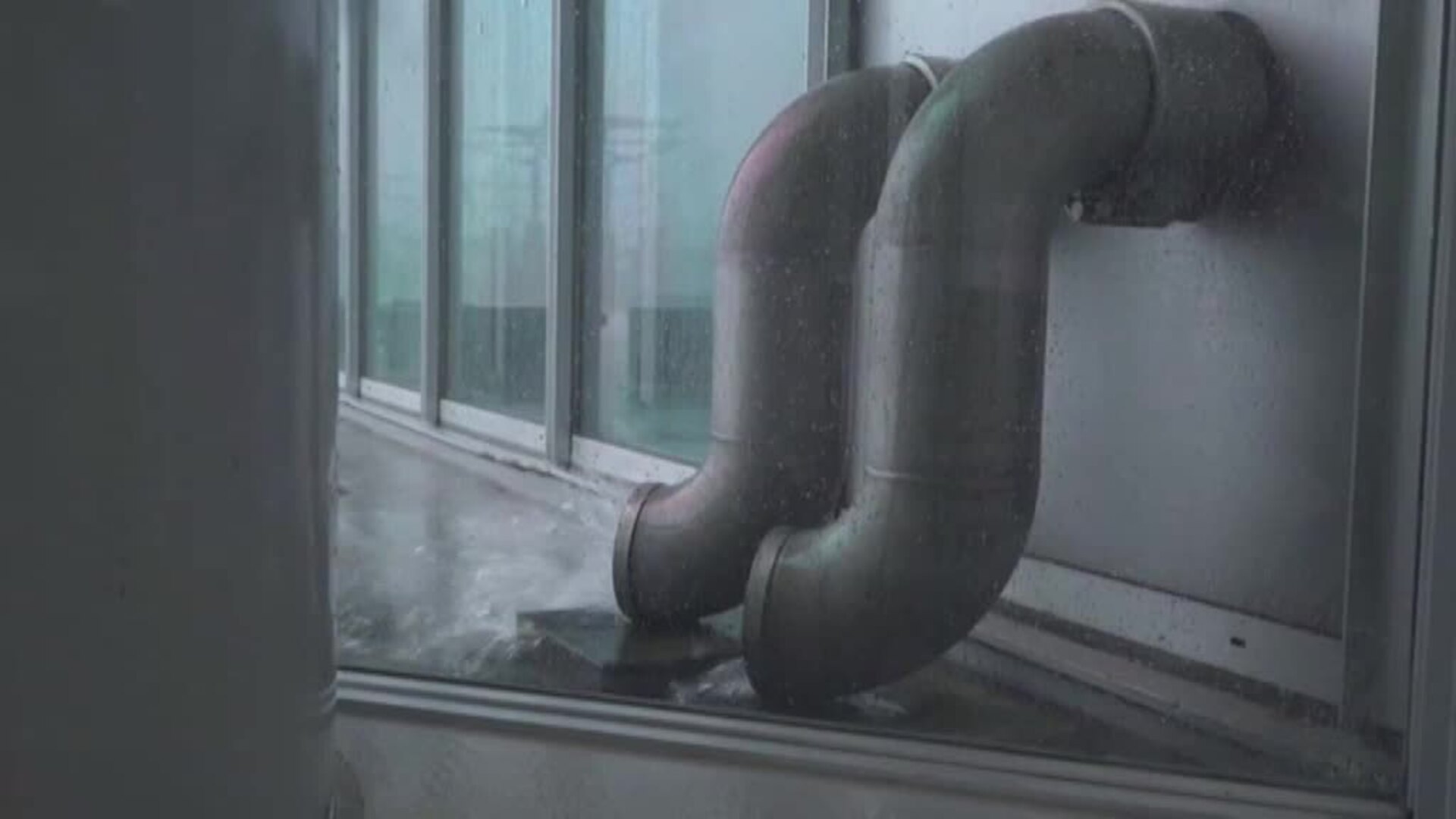 Se inunda por fuertes lluvias el Centro de Prensa de los JJ.OO. de Tokio a dos semanas de su inauguración