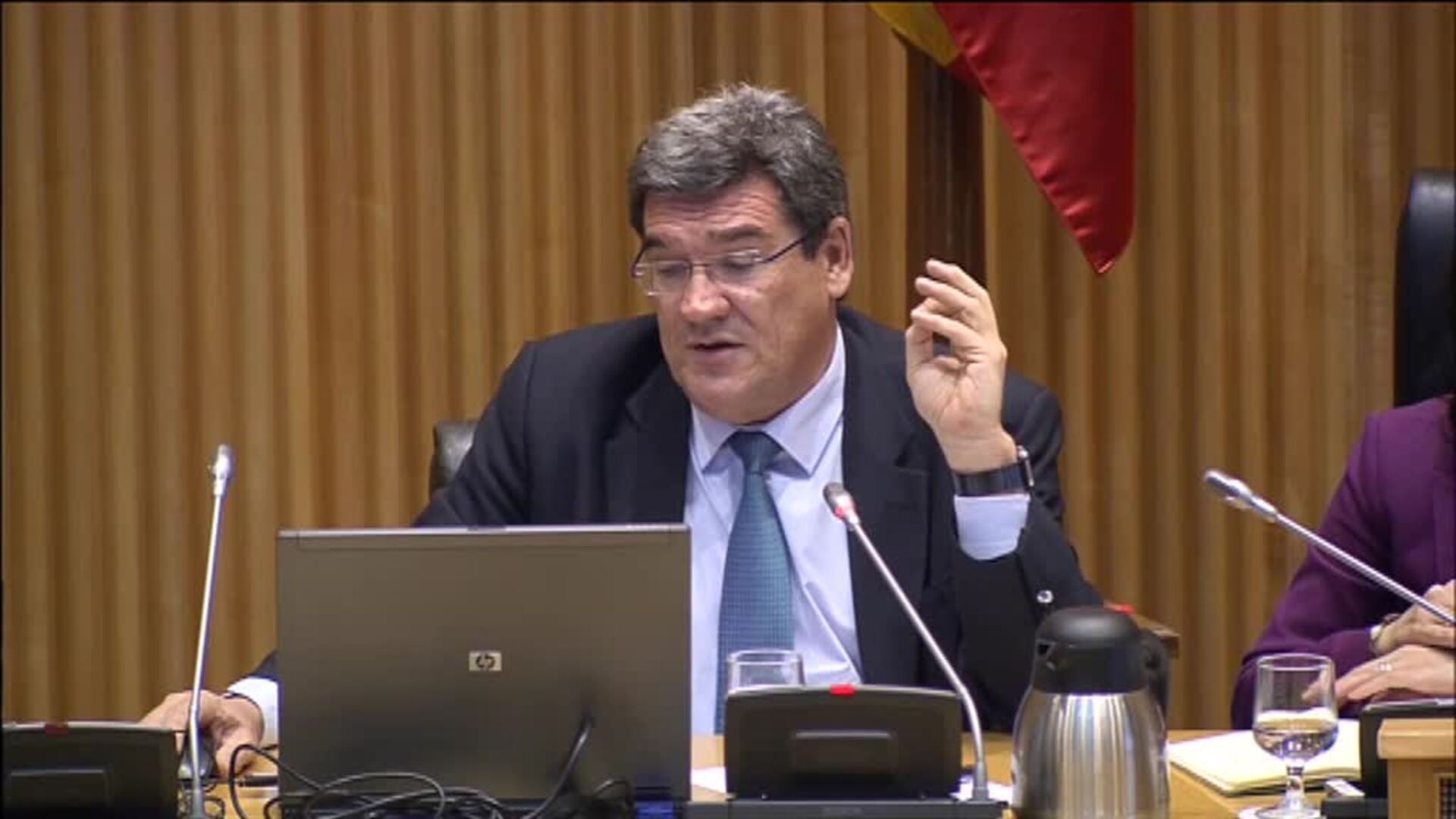 Escrivá: &quot;La Seguridad Social es solvente&quot;