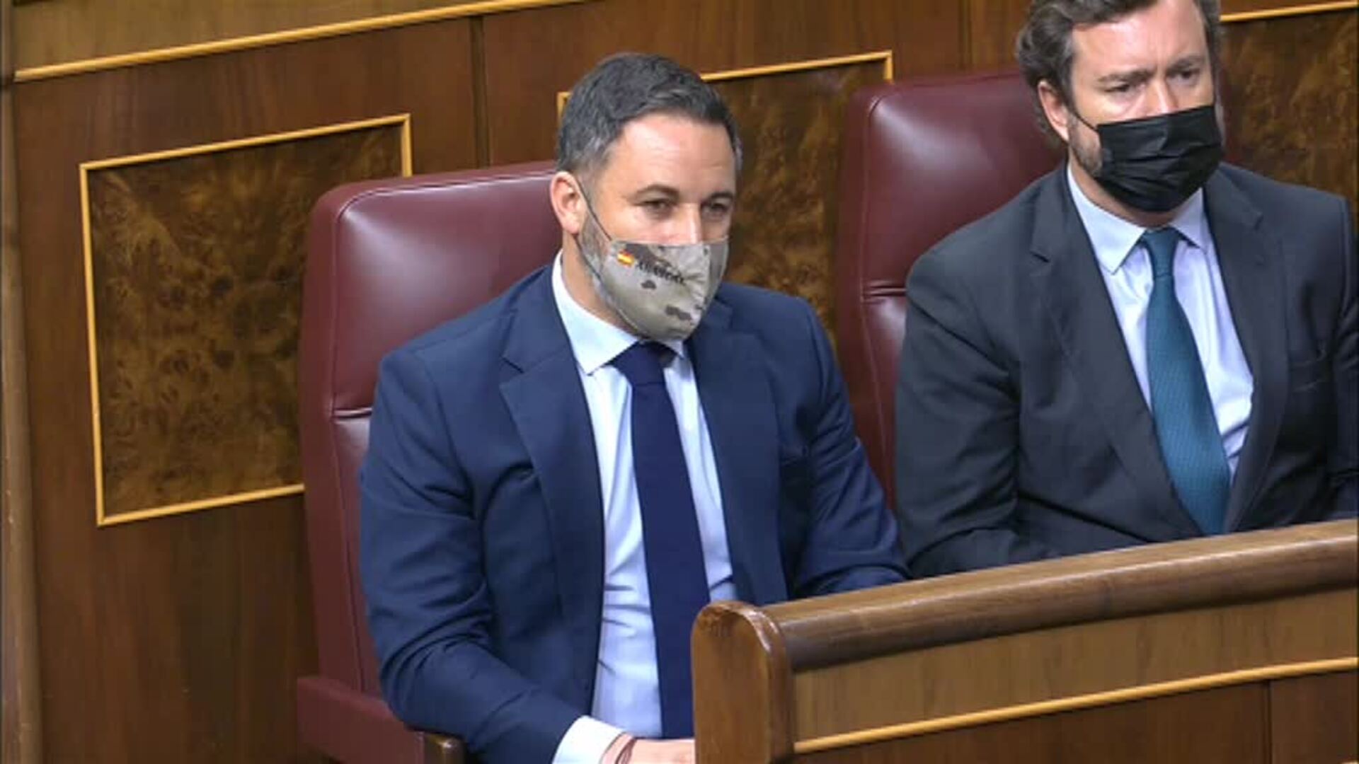 Abascal a Sánchez: &quot;Le prestamos los siete segundos para su próxima cumbre bilateral que seguro que los aprovecha bien&quot;