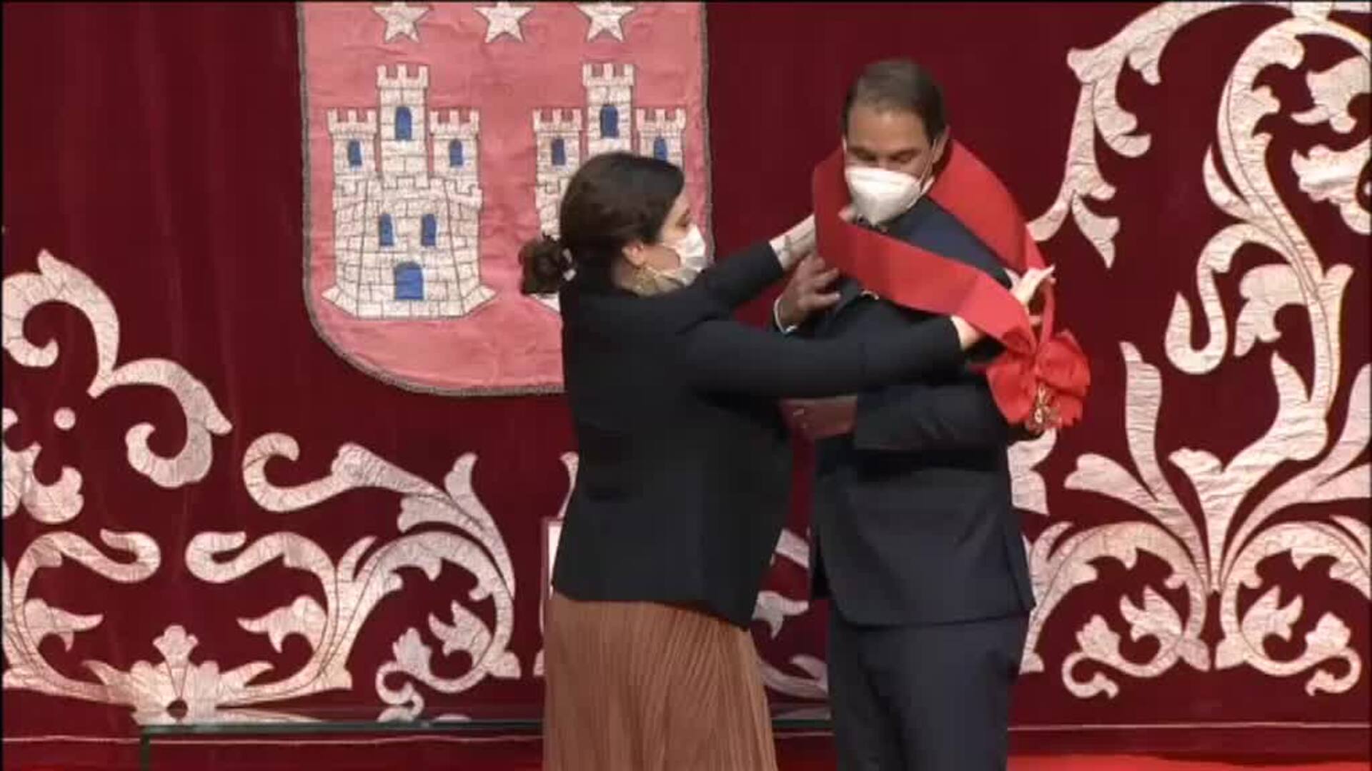 Rafa Nadal recibe la Gran Cruz de la Orden Dos de Mayo