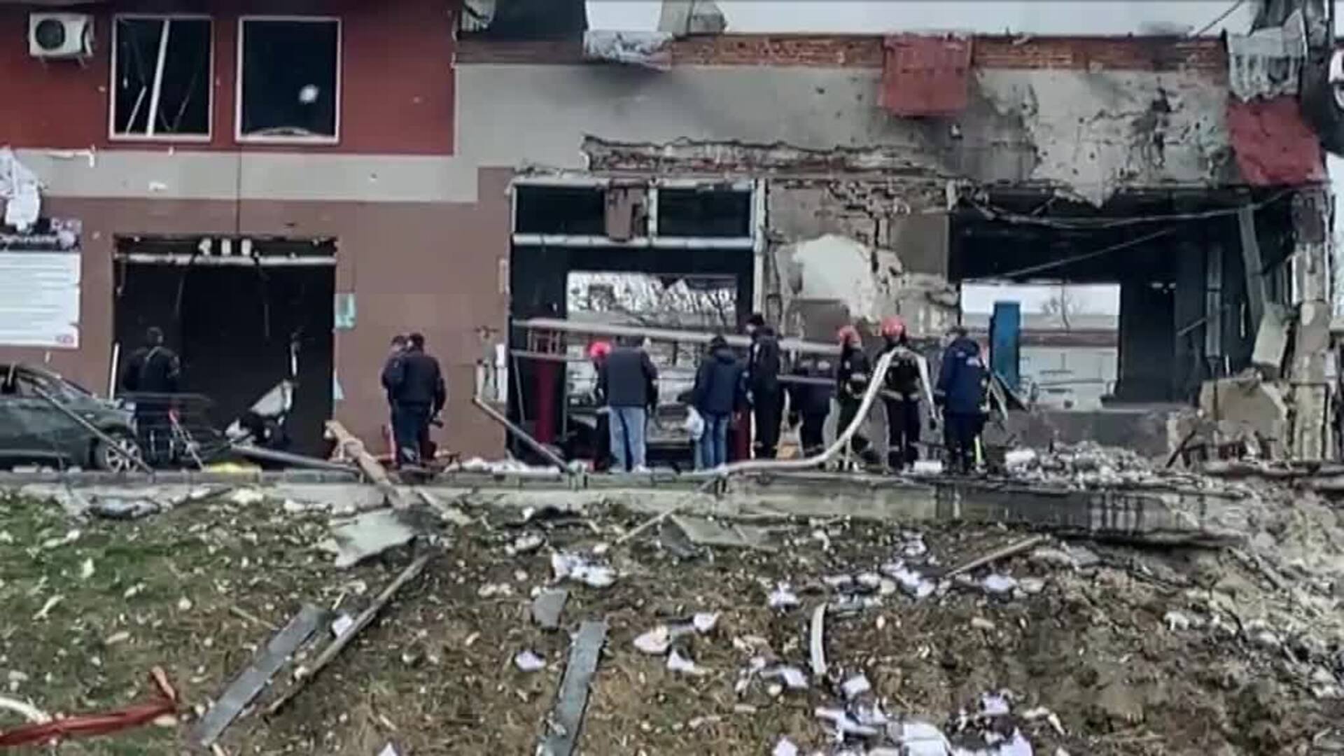 Nueve personas han fallecido en un bombardeo en Leópolis