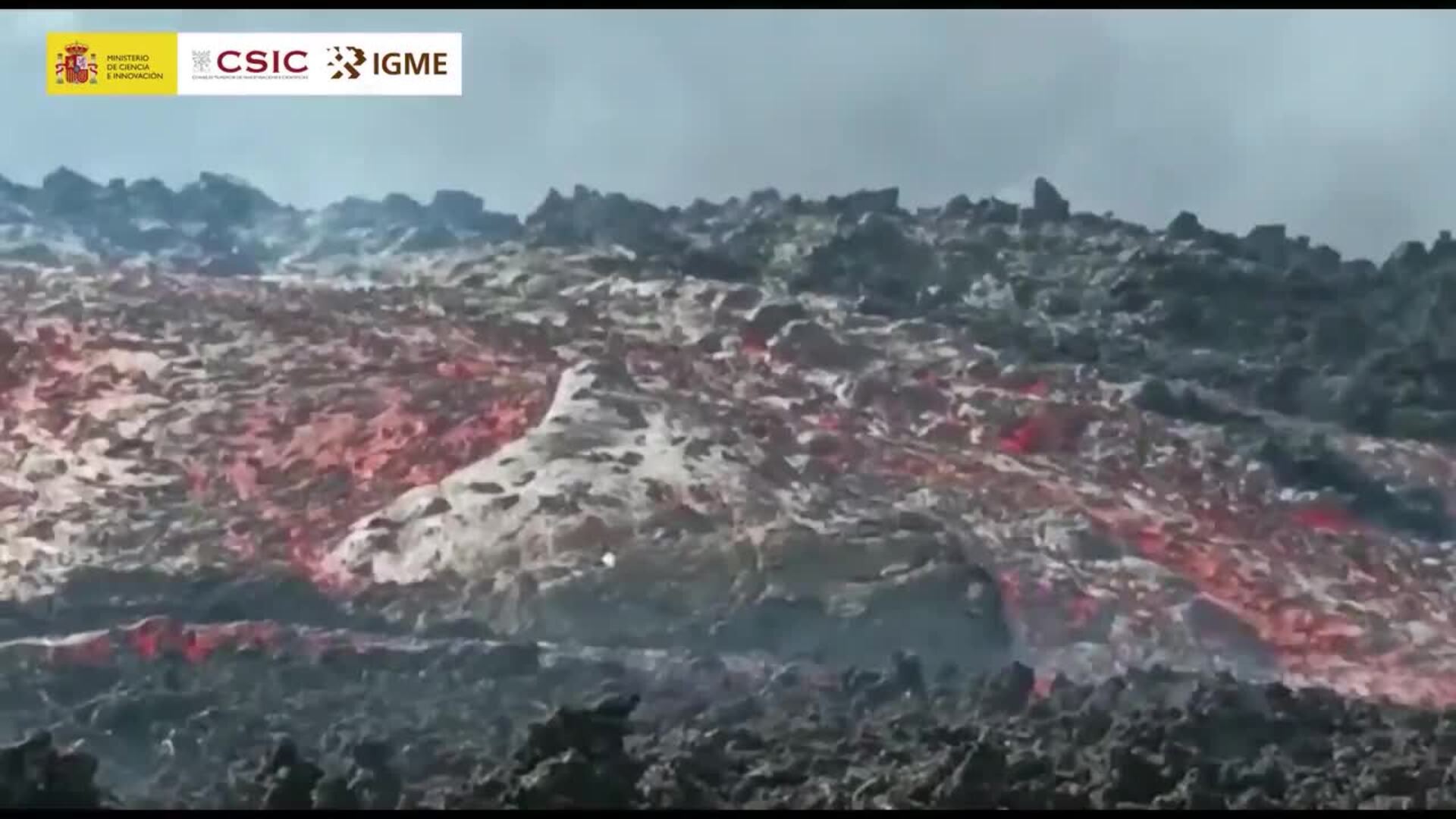 Enorme bloque errático se desplaza hacia Tajuya en La Palma
