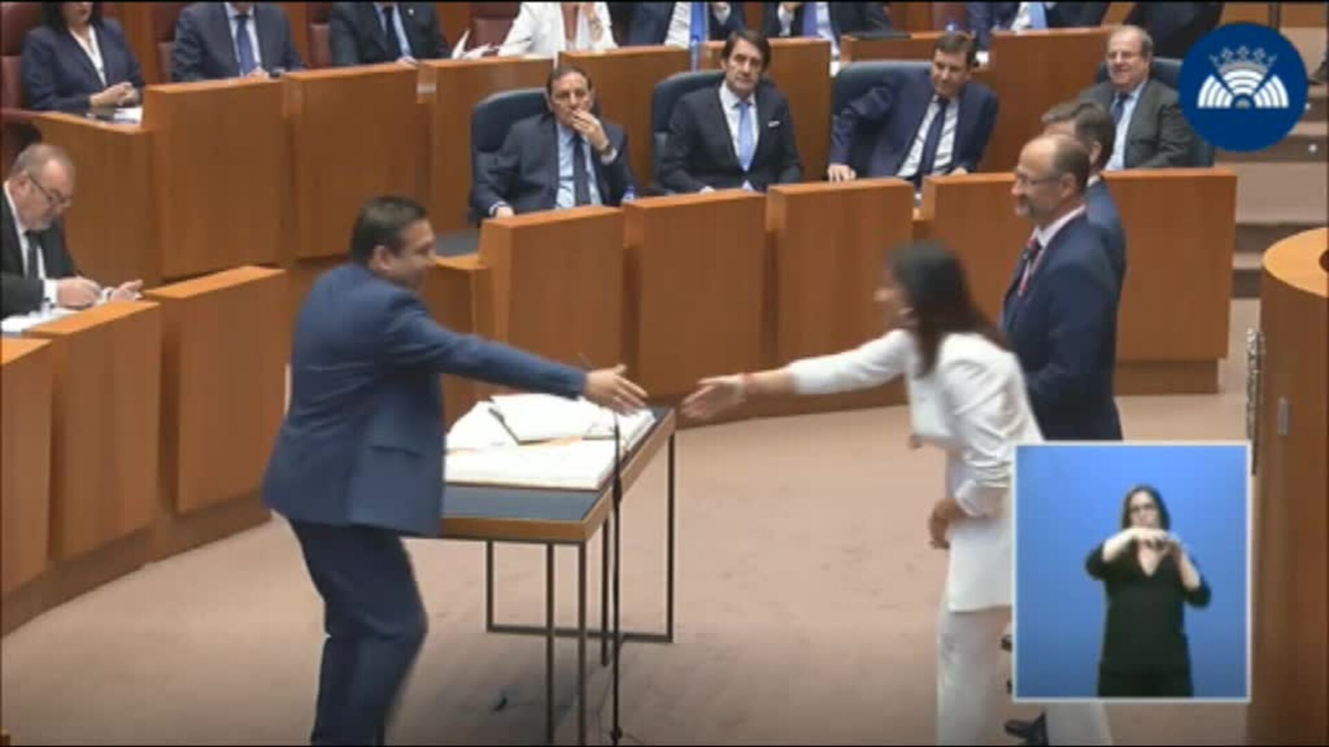 Cuatro votos para el triunfo de la moción socialista en Castilla y León