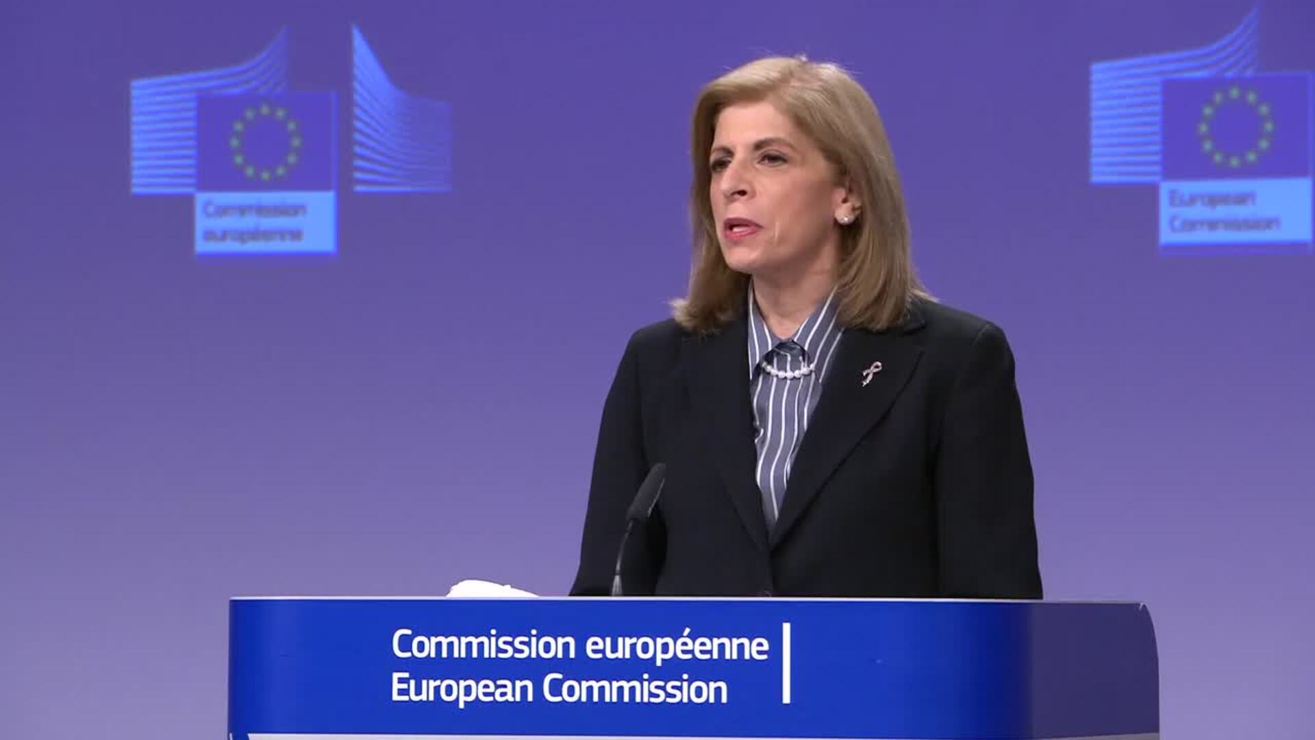 AstraZeneca avisa a la UE de retrasos en la entrega de las dosis