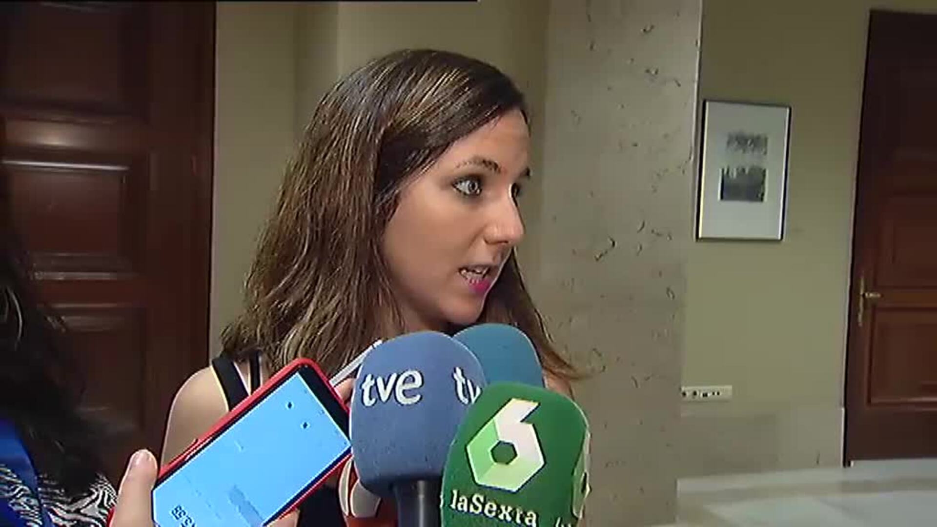 Ione Belarra: &quot;Nosotras siempre disponibles y con la mano tendida&quot;