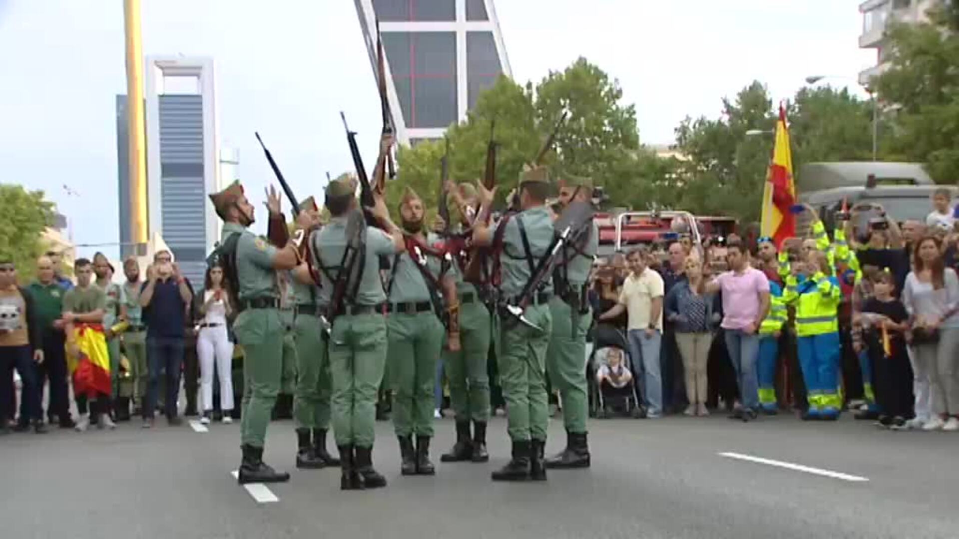 Desfilando el 12 de octubre