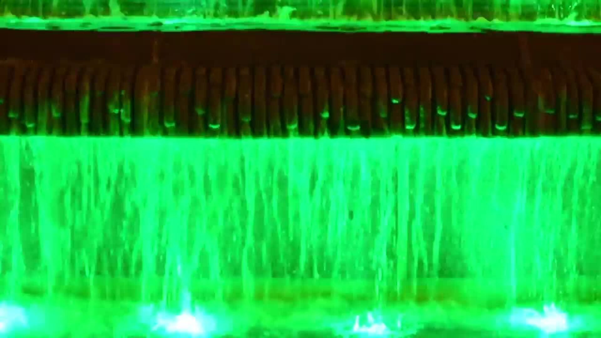 El Congreso y Cibeles se tiñen de verde por el Día Mundial del Farmacéutico