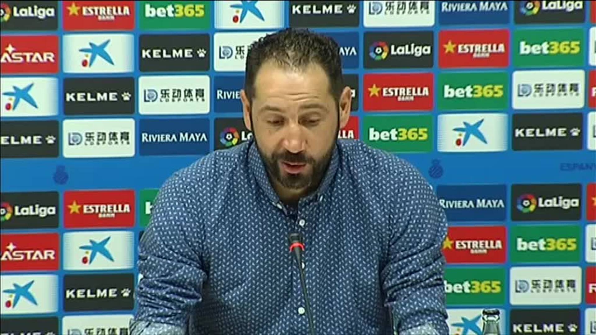 El Valencia derrota a un Espanyol &quot;frustrado&quot;