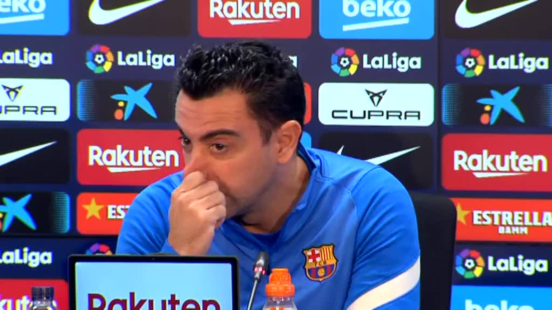 Xavi deja clara la situación actual de Dembélé: &quot;Es uno más del equipo&quot;