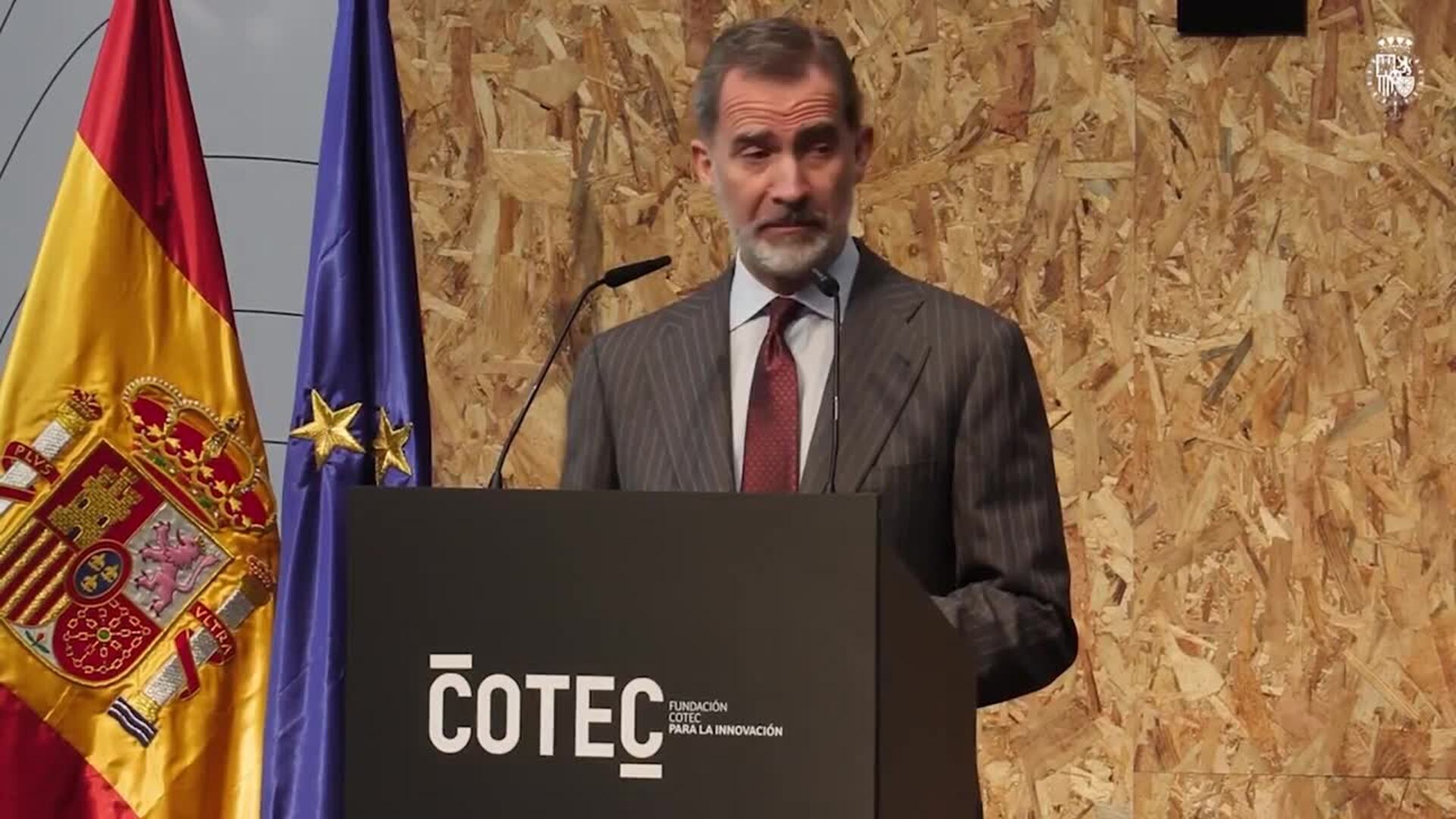 Felipe VI afirma que la vacuna marcará el comienzo de una &quot;nueva era&quot;