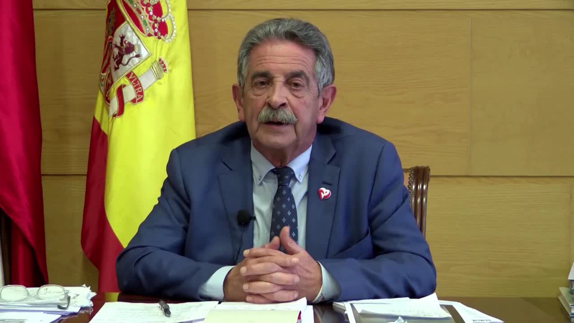 Cantabria lamenta que &quot;no llega nada&quot; de material sanitario de España