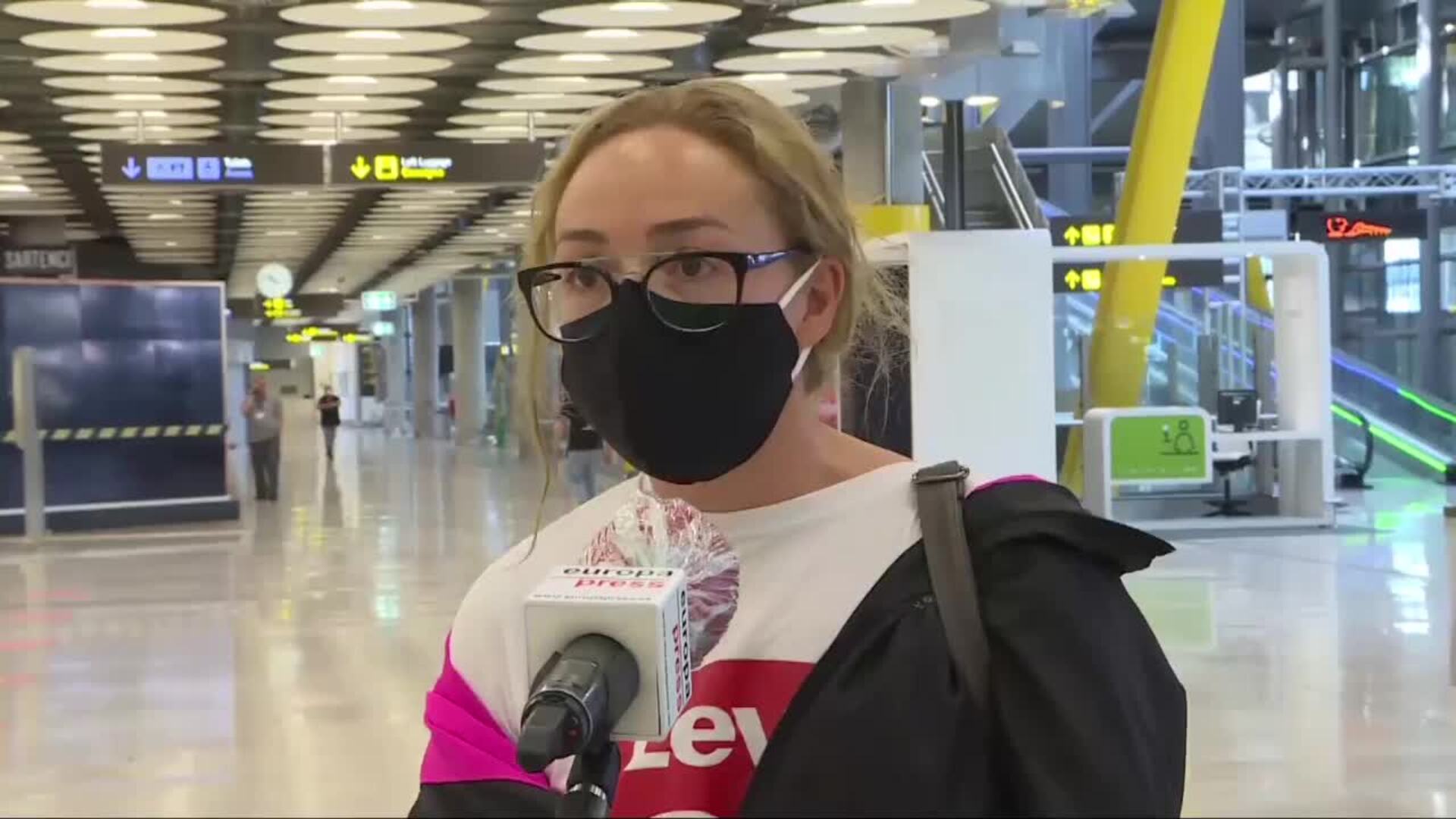 Regresan a Madrid algunos de los españoles atrapados en Colombia