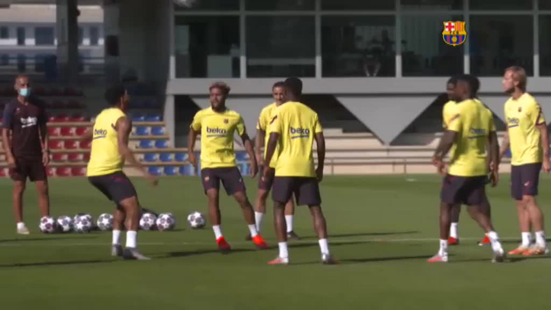 Dembelé y Araujo completan la sesión de entrenamiento con el grupo