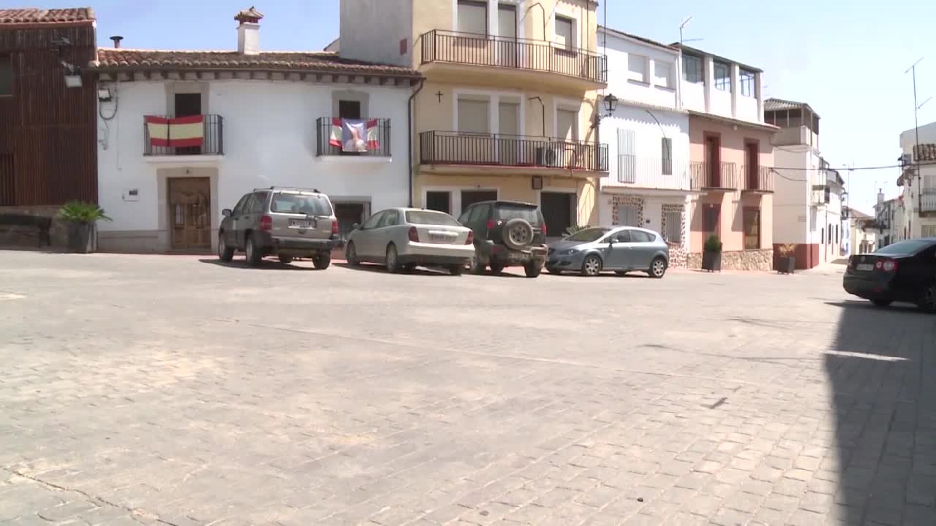 Calles vacías Alía por el aislamiento social de la localidad cacereña debido al Covid
