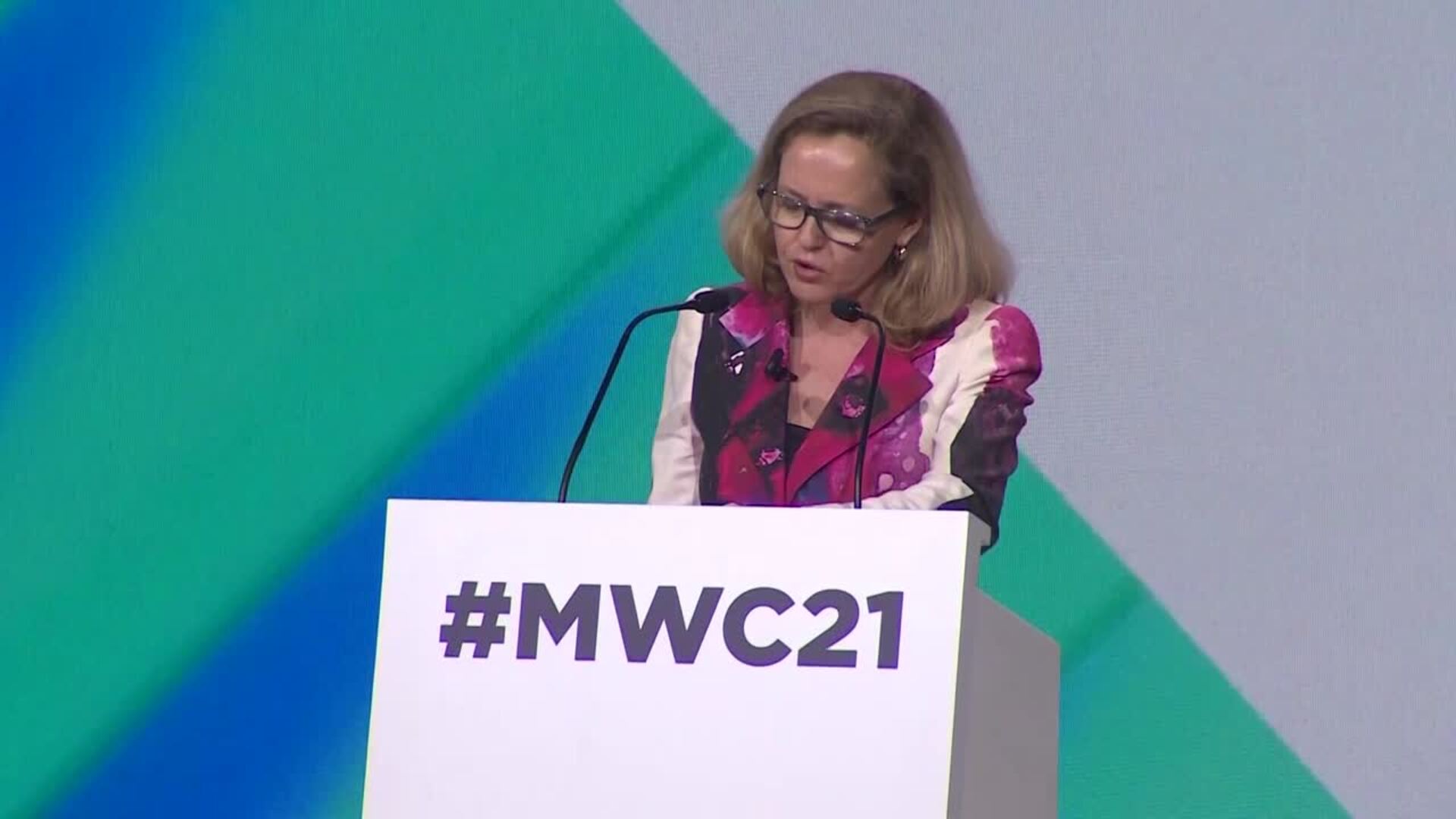 Calviño considera necesario &quot;invertir de forma sensata&quot; los fondos de recuperación