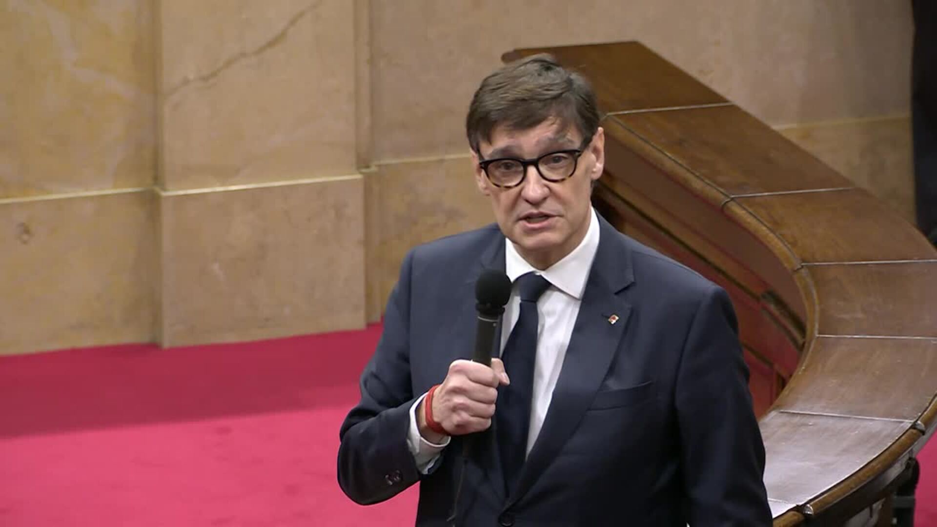 Illa niega que el PSC haya contratado "ni hoy, ni en el pasado, ni en ningún momento" a Salazar