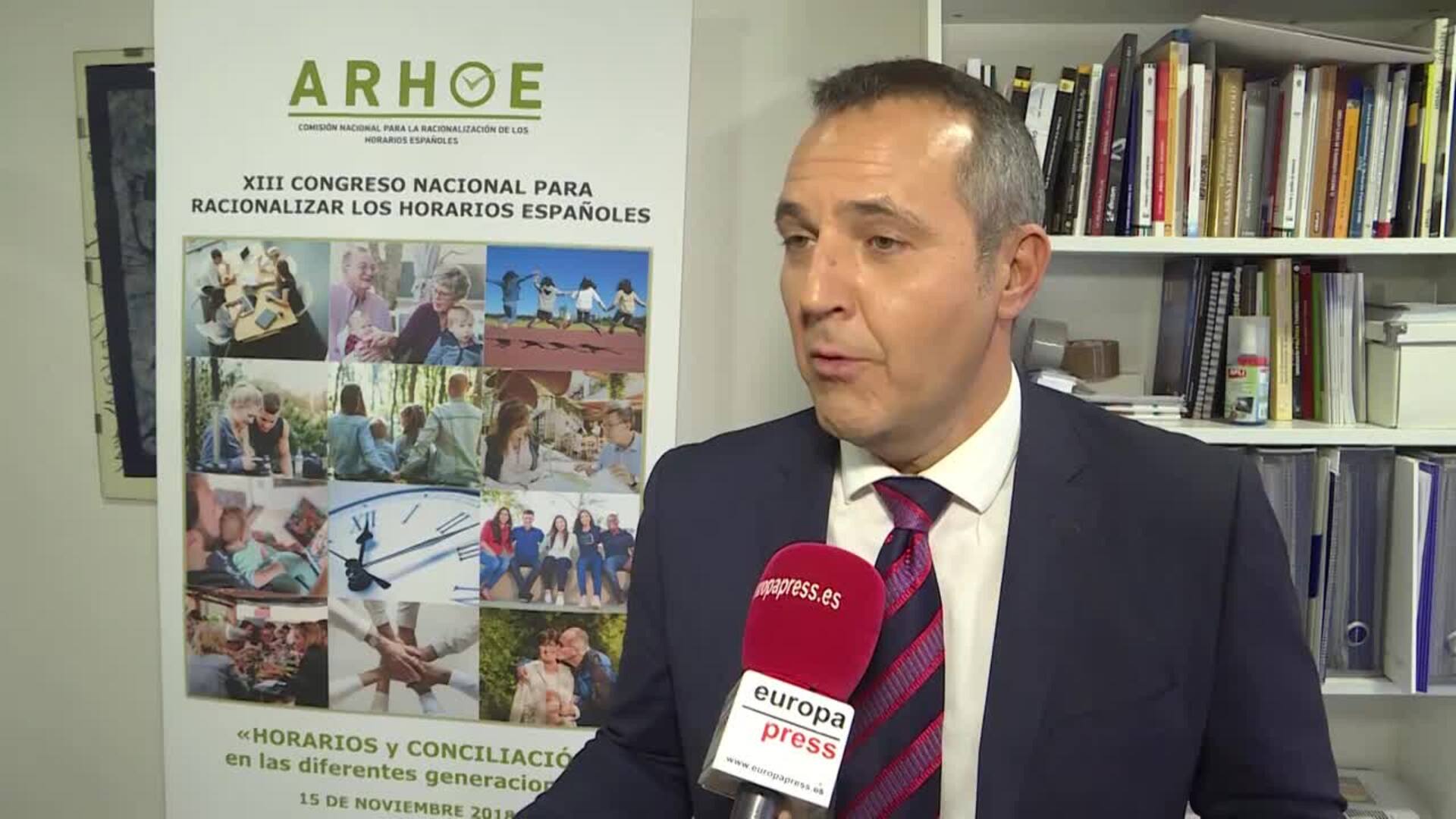 Arhoe pide al Gobierno una reforma del asunto del cambio de horario