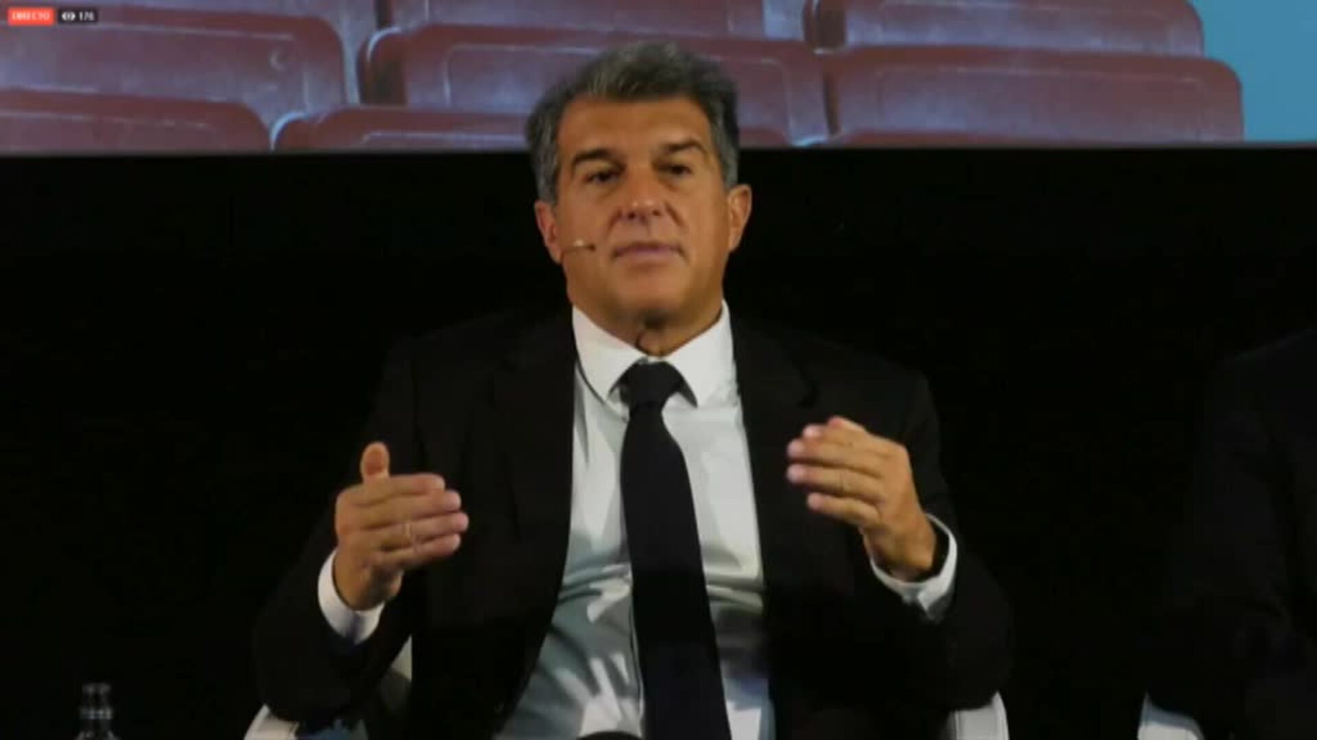 Laporta pide no dejar solos a los jugadores del Barça