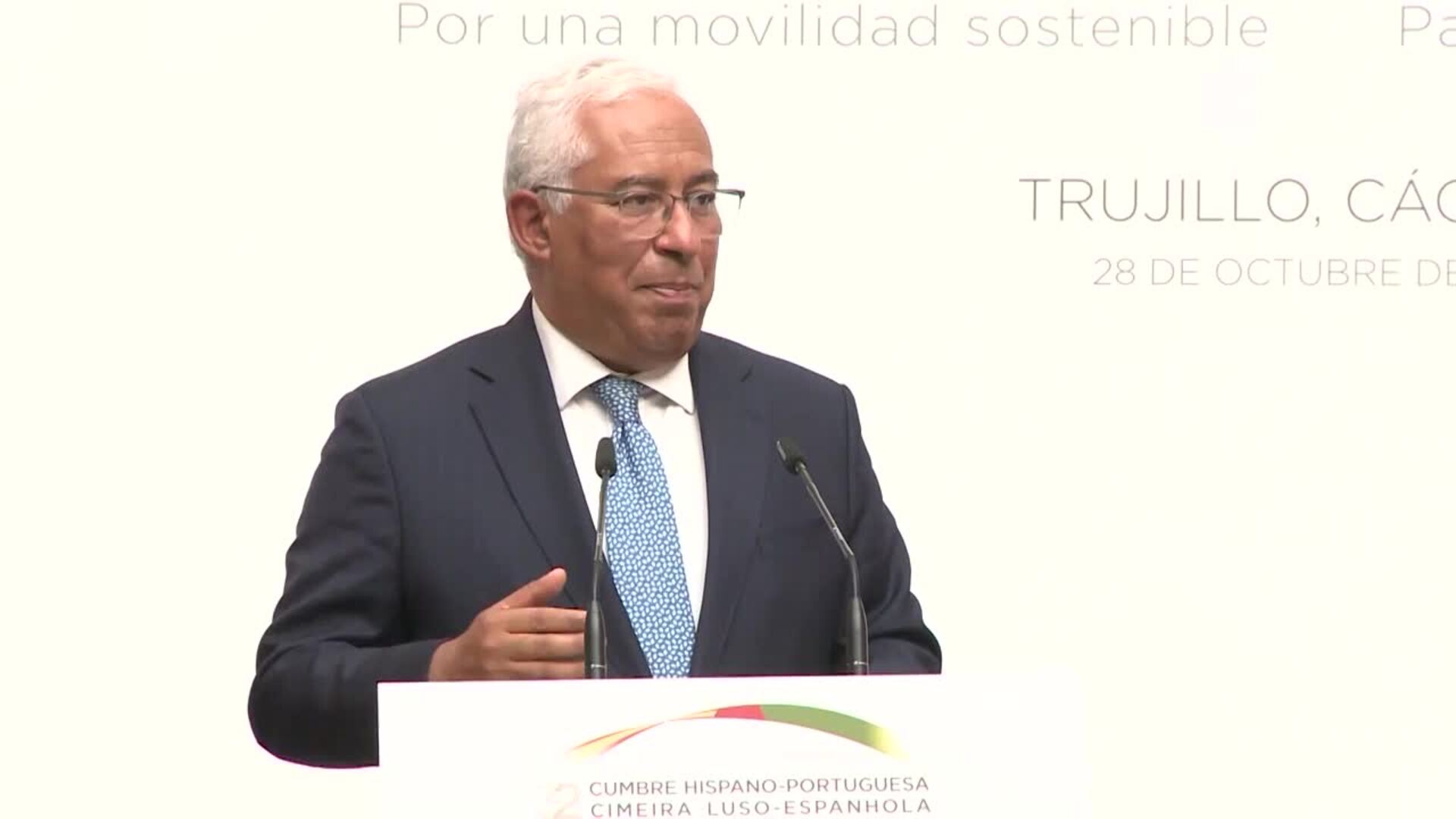 Sánchez reafirma el compromiso con el tren extremeño y Costa apoya la conexión con Lisboa