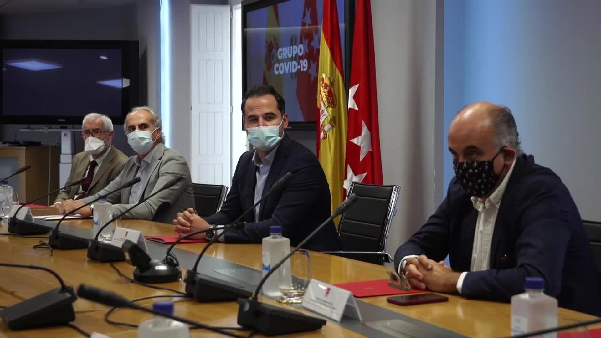 Dimite el portavoz del Grupo Covid-19, Emilio Bouza, dos días después de su nombramiento