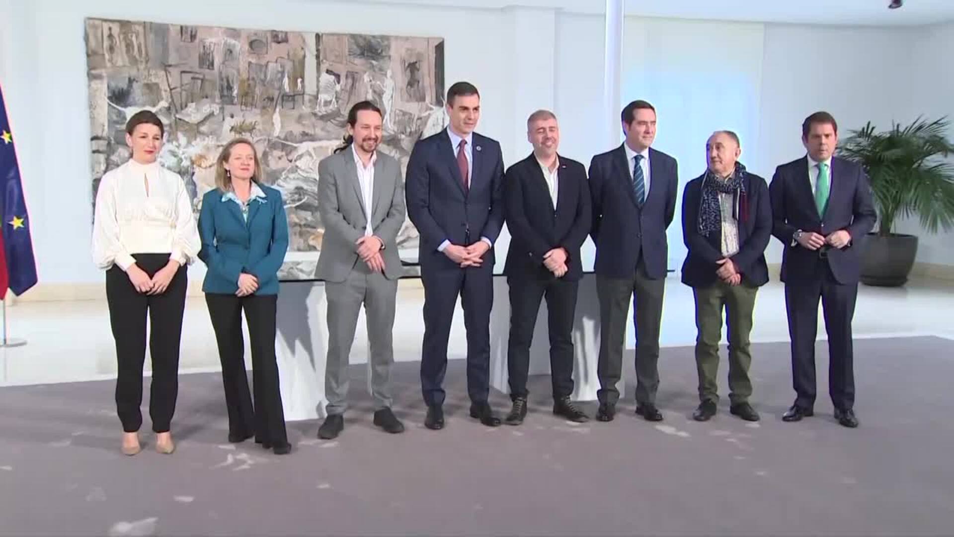 El Gobierno aprobará mañana la prórroga del SMI de 950 euros