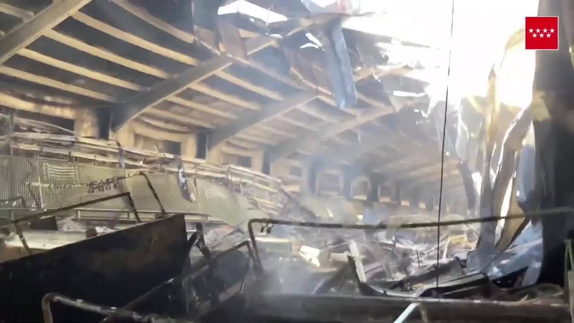 Dos empleadas heridas leves en el incendio de una nave en Valdemoro