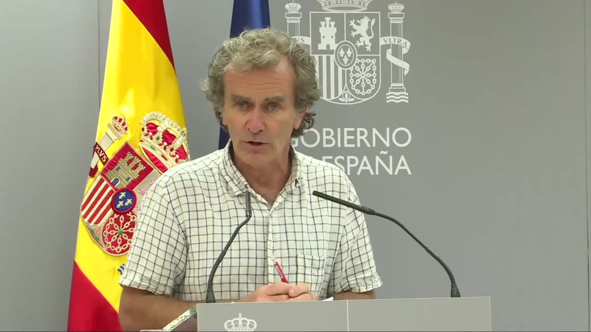 Simón, sobre una medida nacional para prohibir fumar en calles: &quot;Si es necesario, se hará&quot;