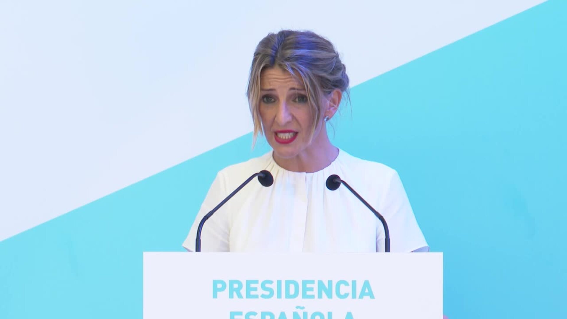 Díaz muestra su &quot;solidaridad&quot; a Alberto Rodríguez, condenado por el TS