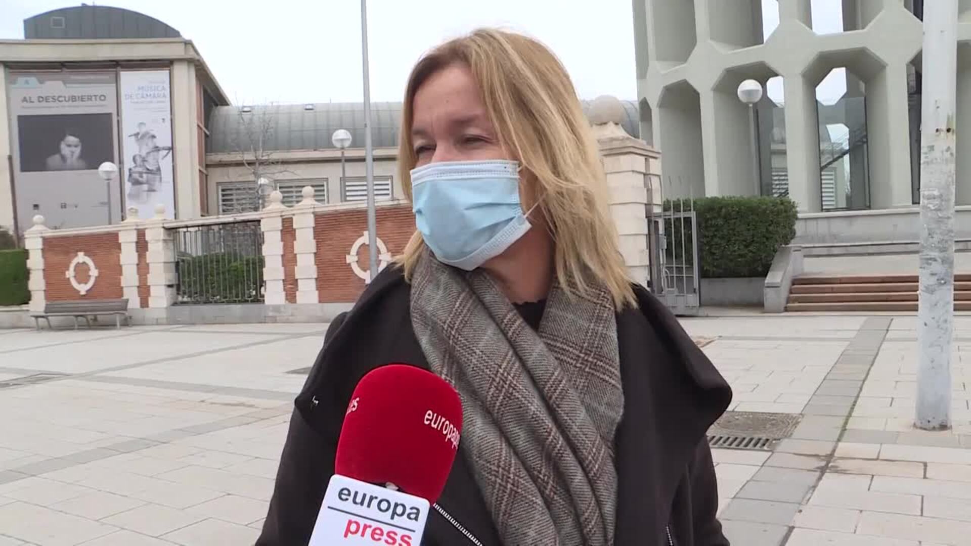 Ciudadanos valoran el cambio de hora: &quot;Lo del sueño lo llevo fatal&quot;