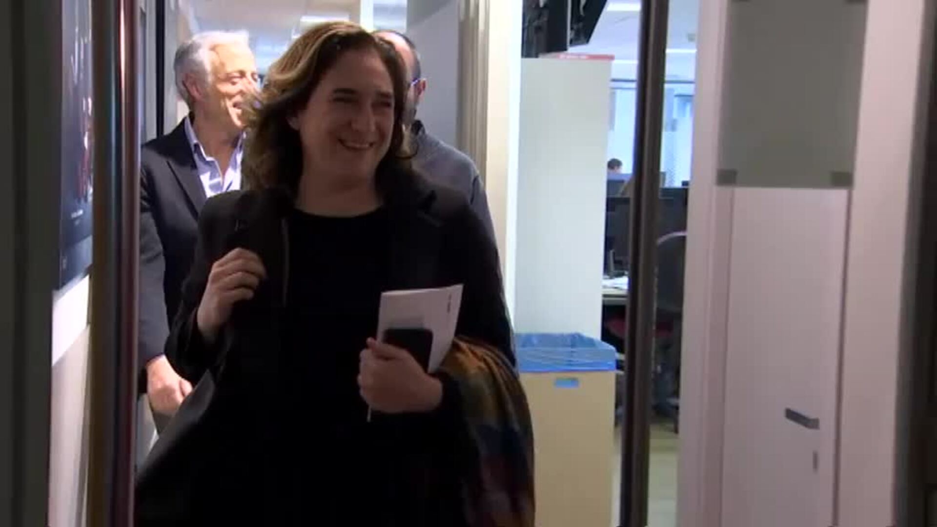 PSOE y Podemos consultan a sus bases sobre el acuerdo de coalición