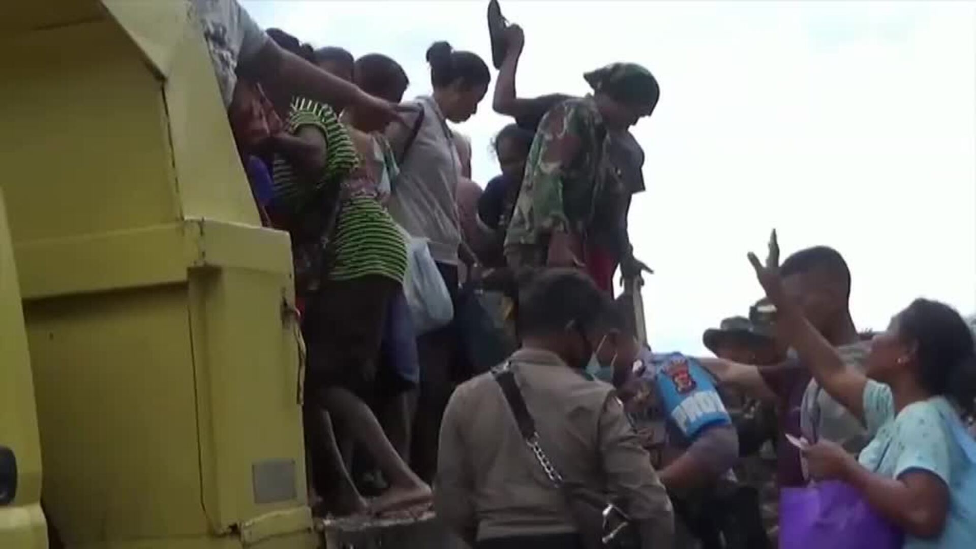 Un ciclón obliga a evacuar a miles de personas en Indonesia