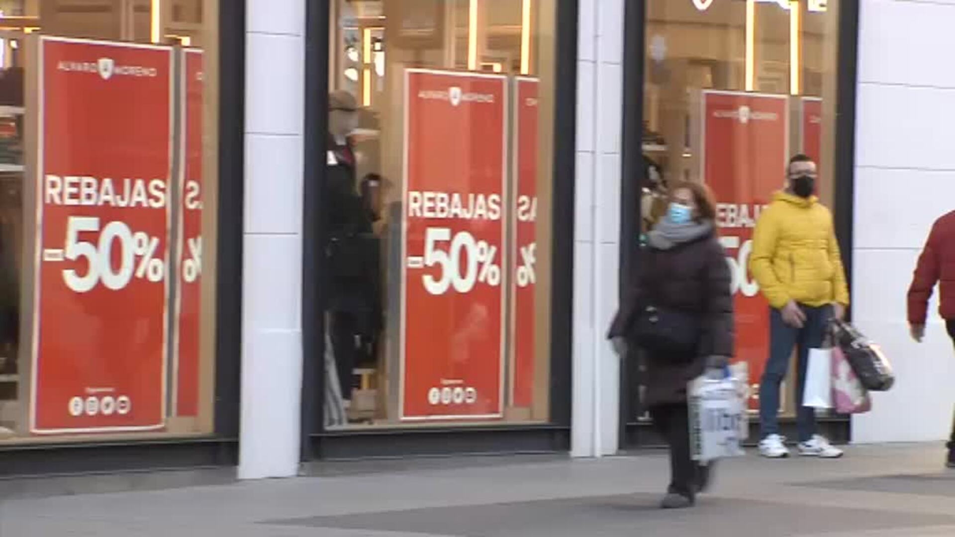 Sanidad no se plantea un cierre total pese al aumento de casos