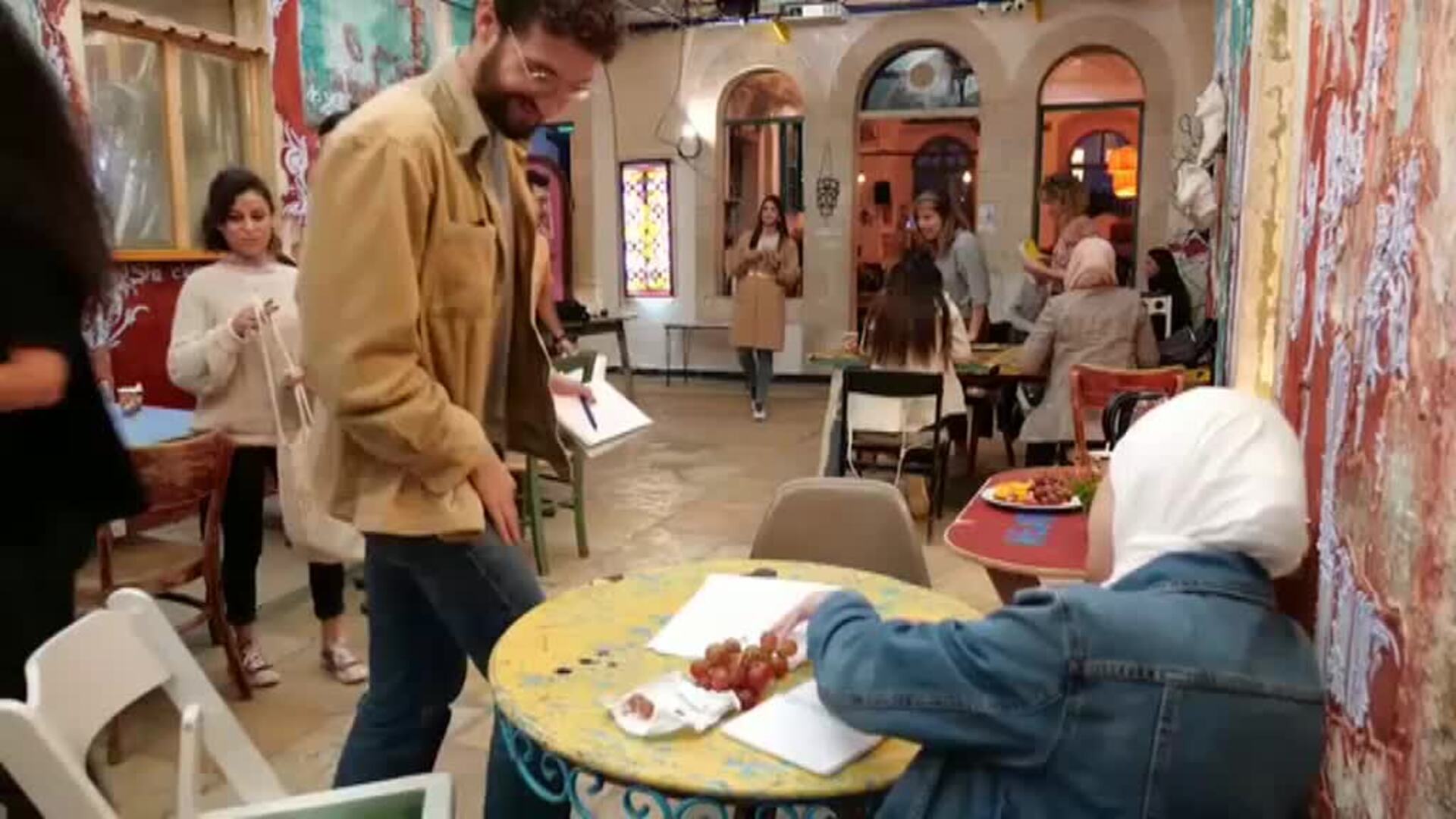 &quot;Citas rápias&quot; lingüísticas atraen a estudiantes judíos y palestinos en Jerusalén