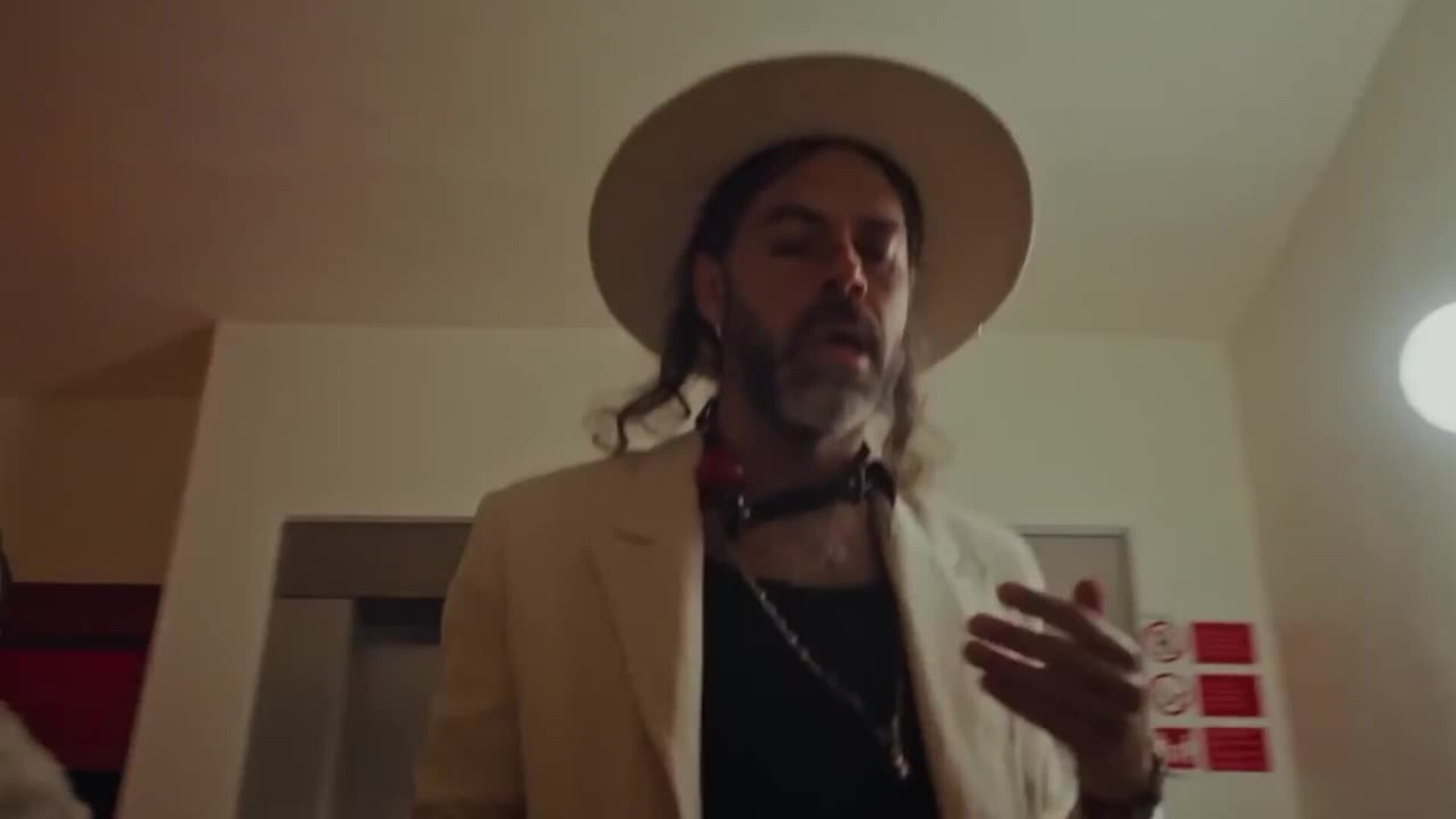 Miss Caffeina vuelve a los conciertos y revela detalles de su próximo disco