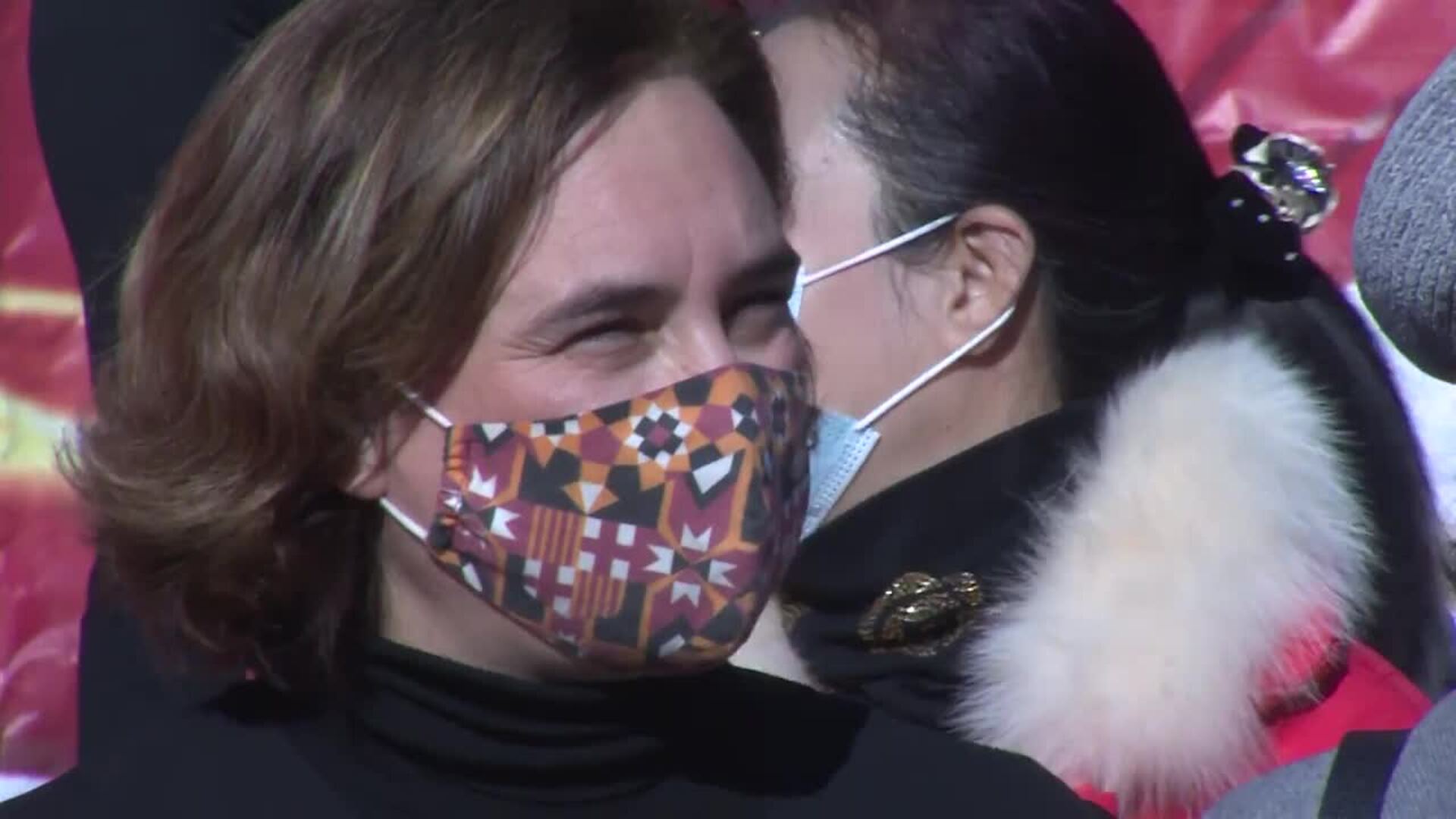 Colau reivindica la &quot;cultura popular&quot; durante la celebración del Año Nuevo chino