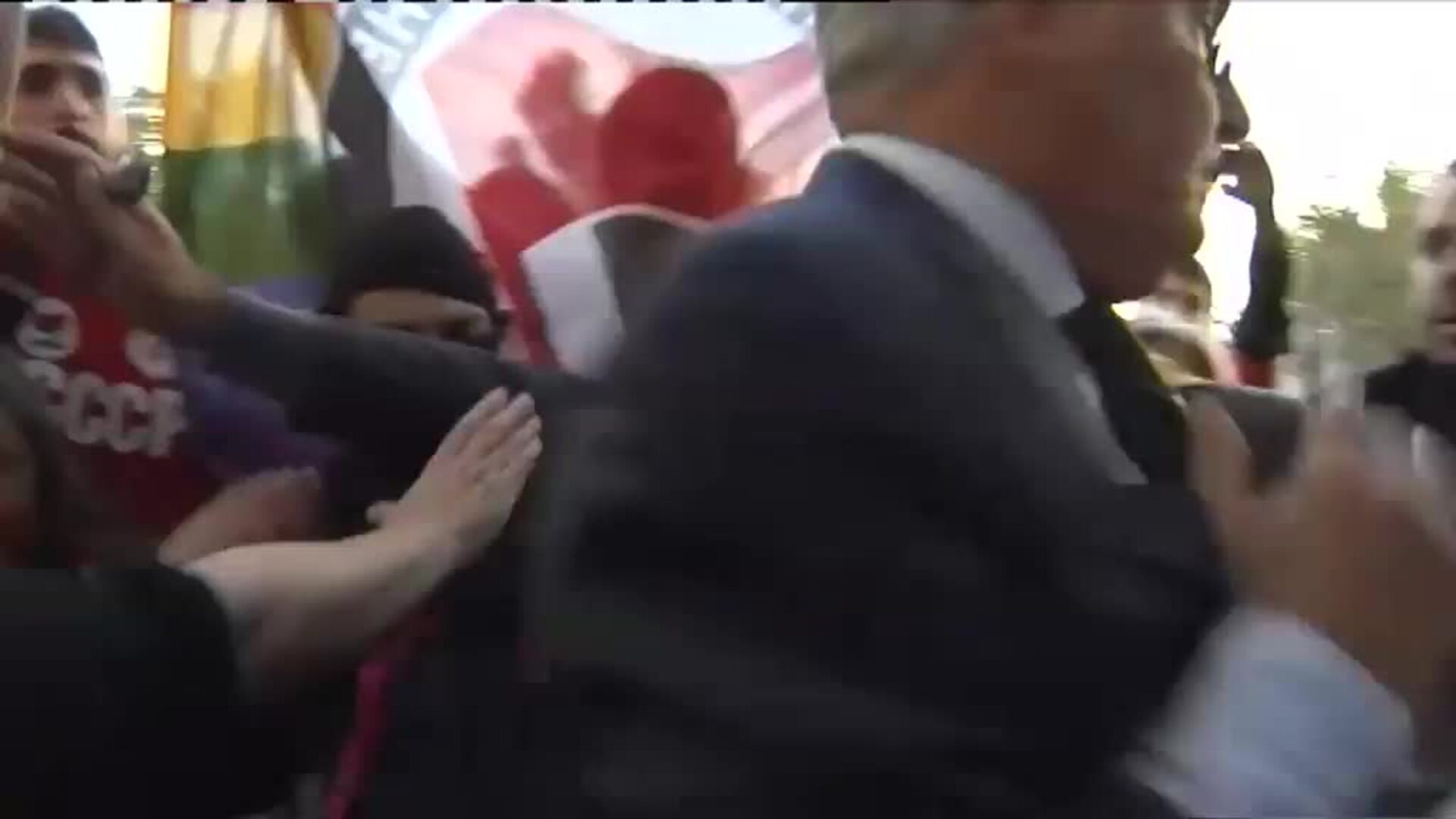 Protestas contra el Rey y acoso a los invitados de los Premios Princesa de Girona