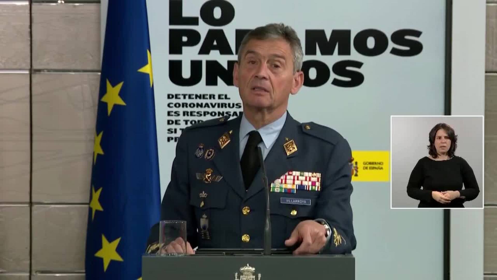 Llega el avión militar cargado con 14 toneladas de material sanitario