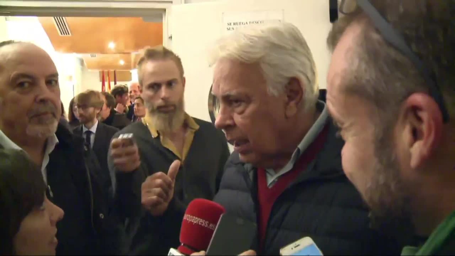 González cree que Delcy &quot;no debería haber pasado&quot; por España