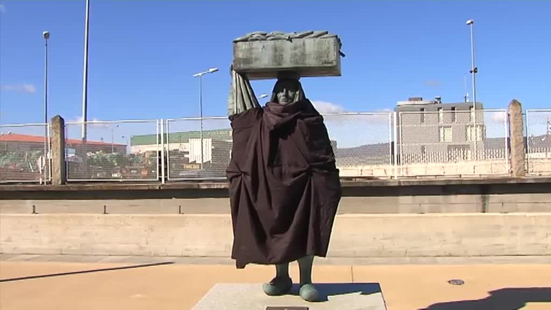 Los familiares de los marineros del Villa de Pitanxo exigen que continúe la búsqueda