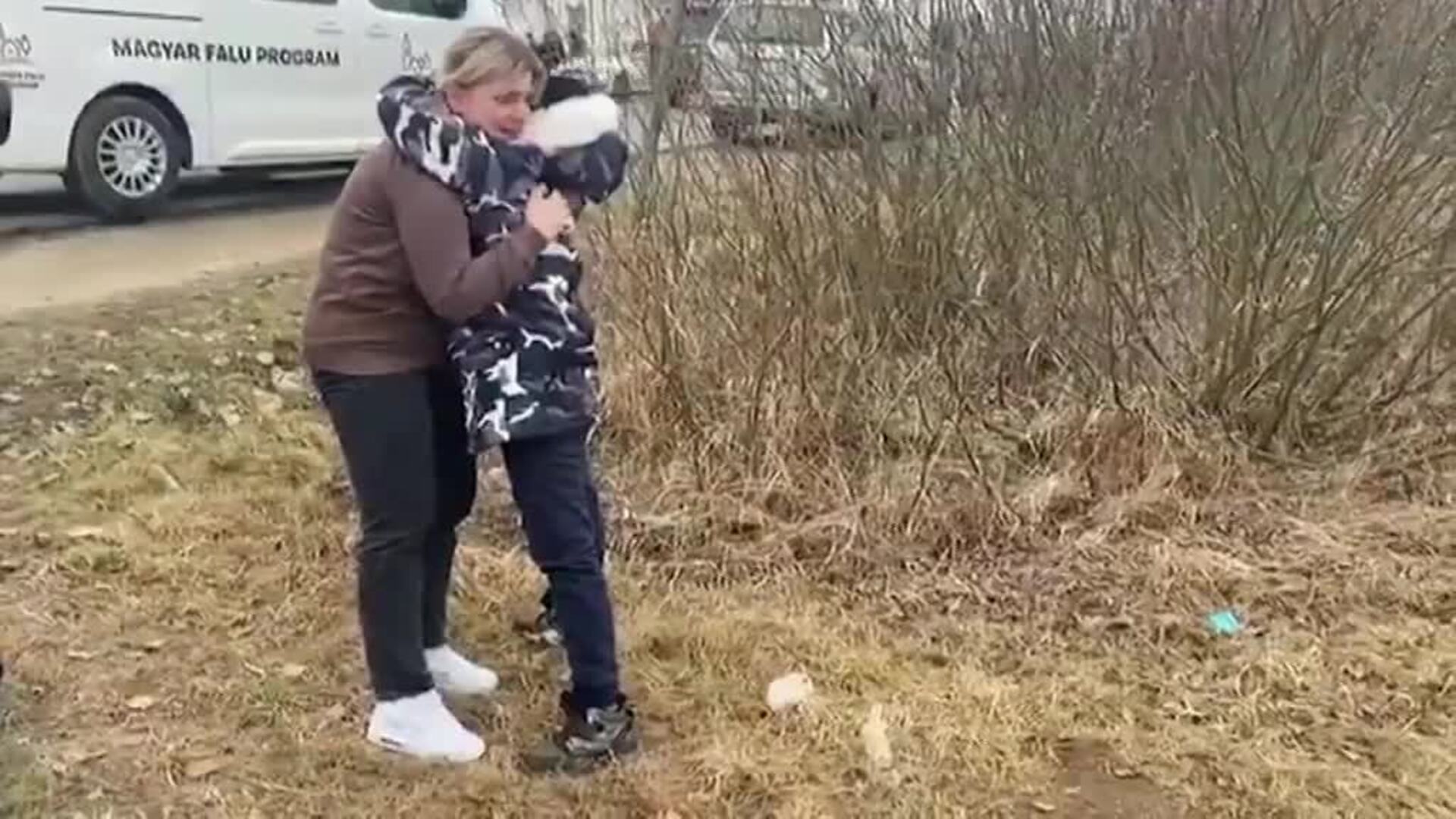 Cien mil refugiados cruzan este sábado la frontera polaca huyendo de la guerra