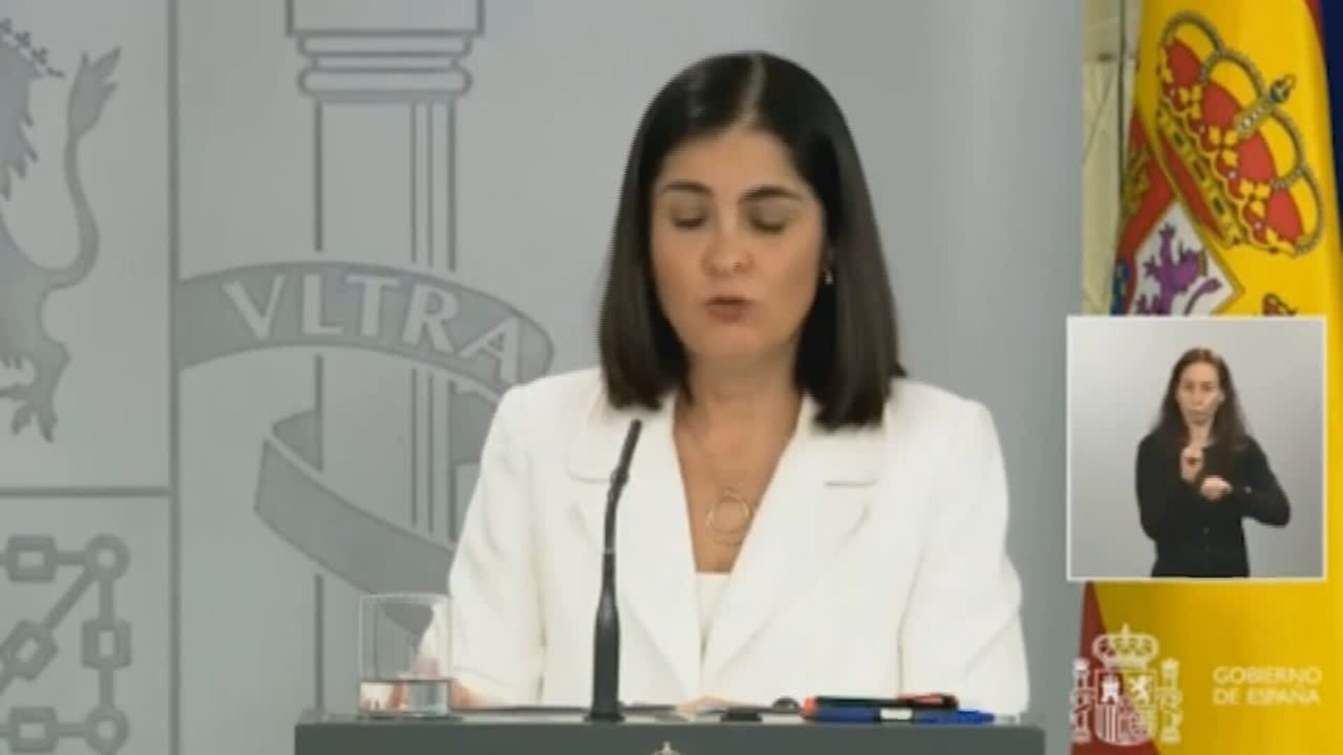 Darias: &quot;Las mascarillas han llegado para quedarse&quot;
