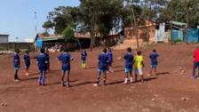 El fútbol como motor de cambio para los adolescentes de Nairobi